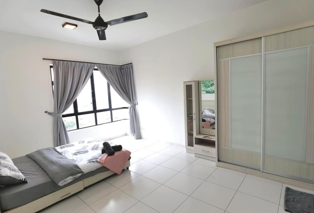 Apartemen Forest In The Sky 3br 8pax Netflix!! High Floor By *