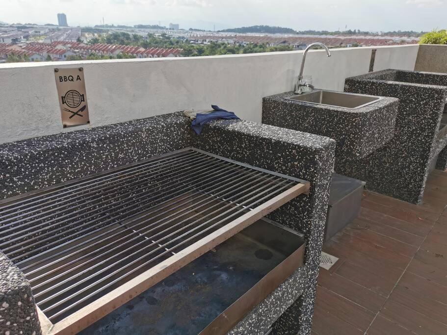 Apartment Forest In The Sky 3br 8pax Netflix!! High Floor By *